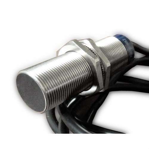 Telemecanique Sensors Proximity Sensor M8 range 2.5 mm with reference XS608B1NAL2 from the brand TELEMECANIQUE