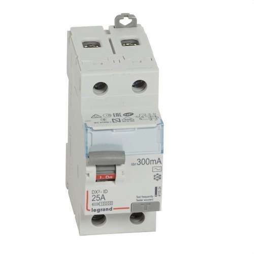 DX3 Differenzial 2P 25A 300mA Klasse AC mit der Referenz 411524 von der Marke LEGRAND