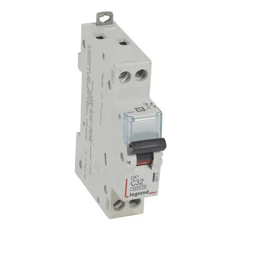 Leitungsschutzschalter DX3 1P+N 32A Charakteristik C 6/10kA mit der Referenz 407731 von der Marke LEGRAND