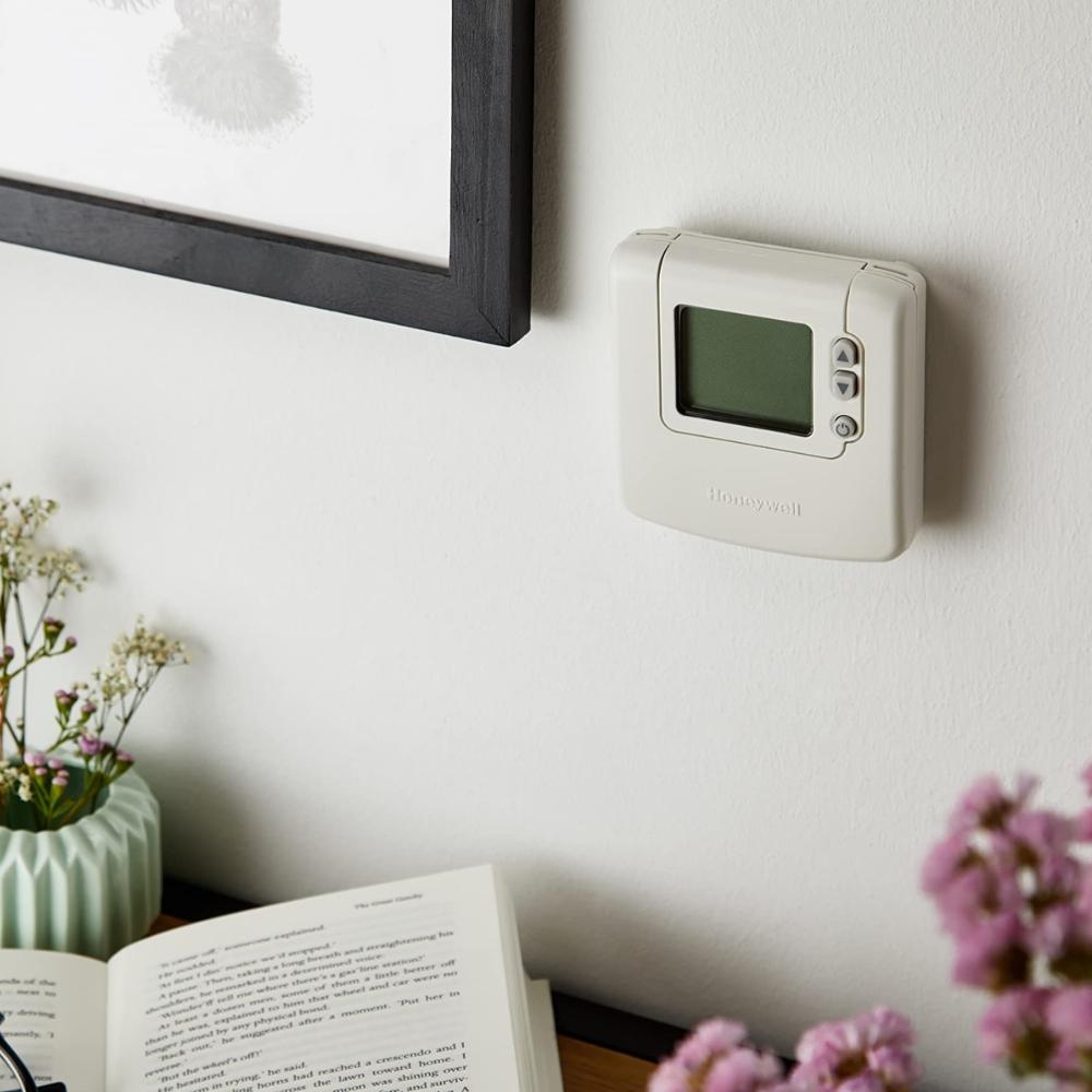 Digitales Raumthermostat mit Empfänger mit der Referenz DT92A1004 von der Marke RESIDEO