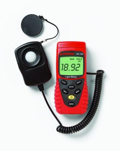 Digitaler Luxmeter LM-120 mit automatischem und manuellem Bereichsumschaltung und automatischer Abschaltung mit der Referenz 3052353 von der Marke FLUKE