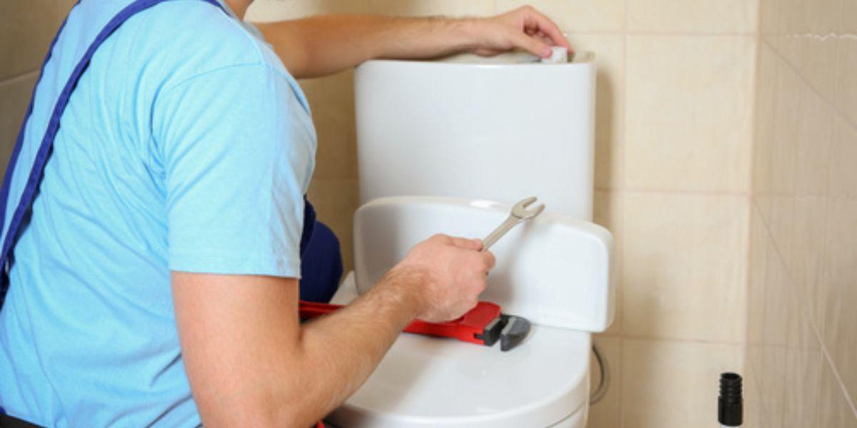 Wie man eine undichte Toilette repariert