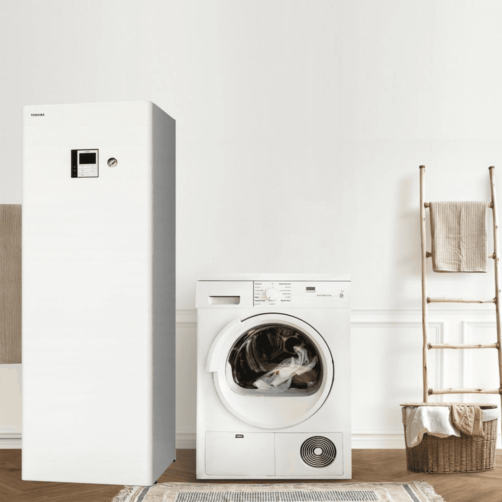 Toshiba Estía All-In-One Beta 65 Aerothermie-Set 11 kW 210 Liter mit der Referenz ESTIAALLINONEBETA65 von der Marke TOSHIBA